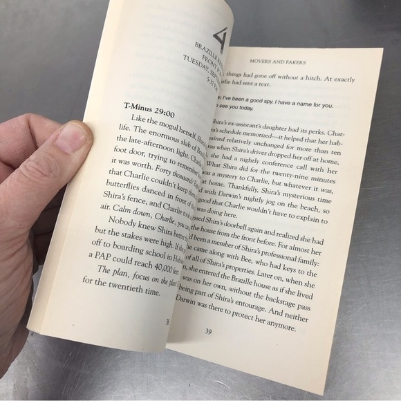 Alphas: Movers & Fakers, by: Lisi Harrison, paperback book - Picture 5 of 7